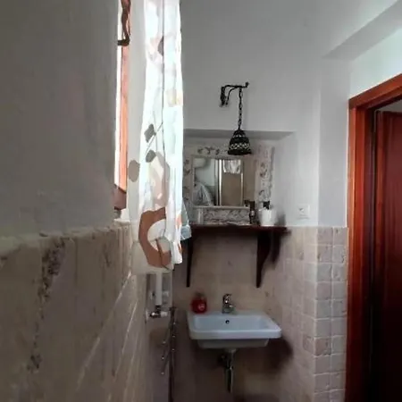 La Dimora Di Anna Pensionat 3*