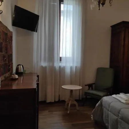 La Dimora Di Anna Κιούζι