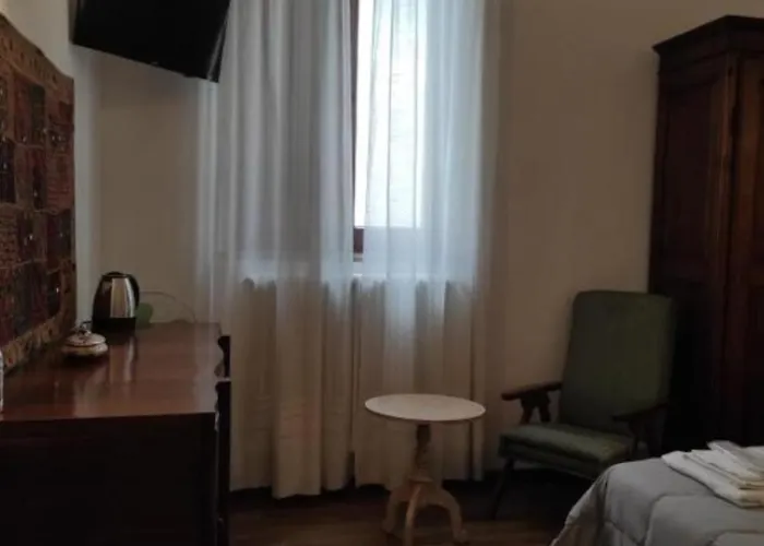 La Dimora Di Anna Chiusi